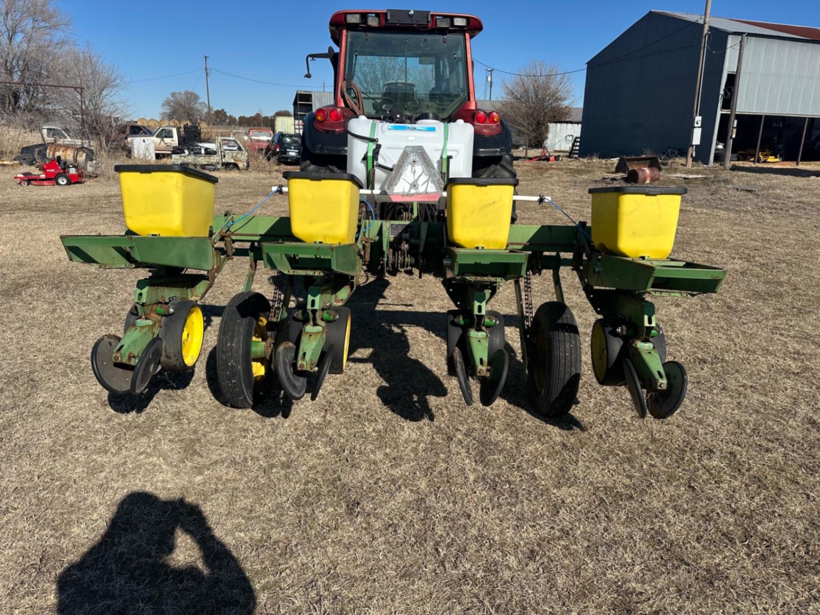 4 row corn planter